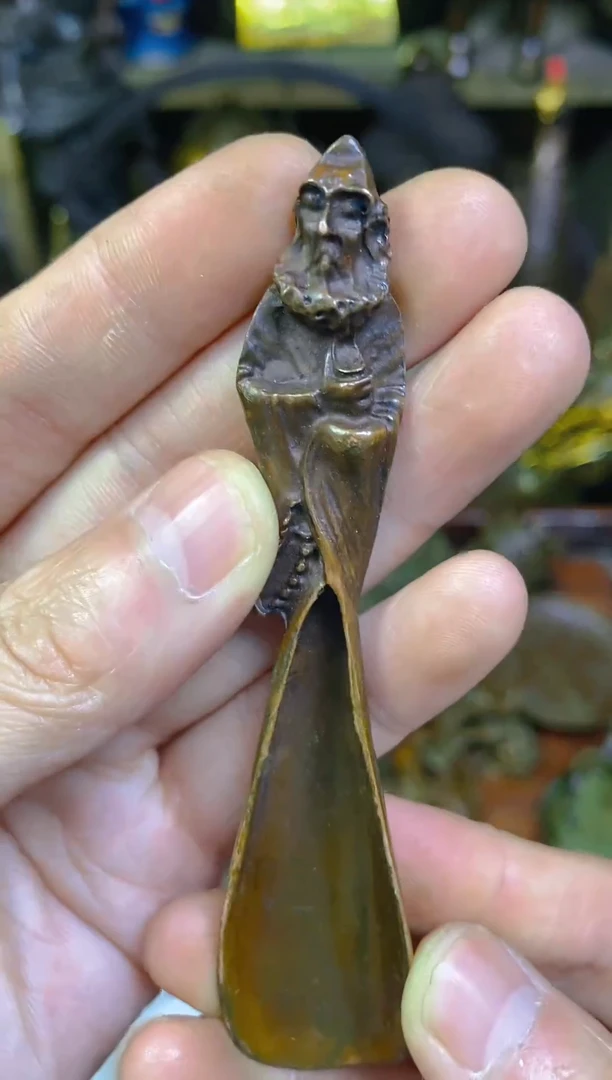 云鸿古铜精品链接