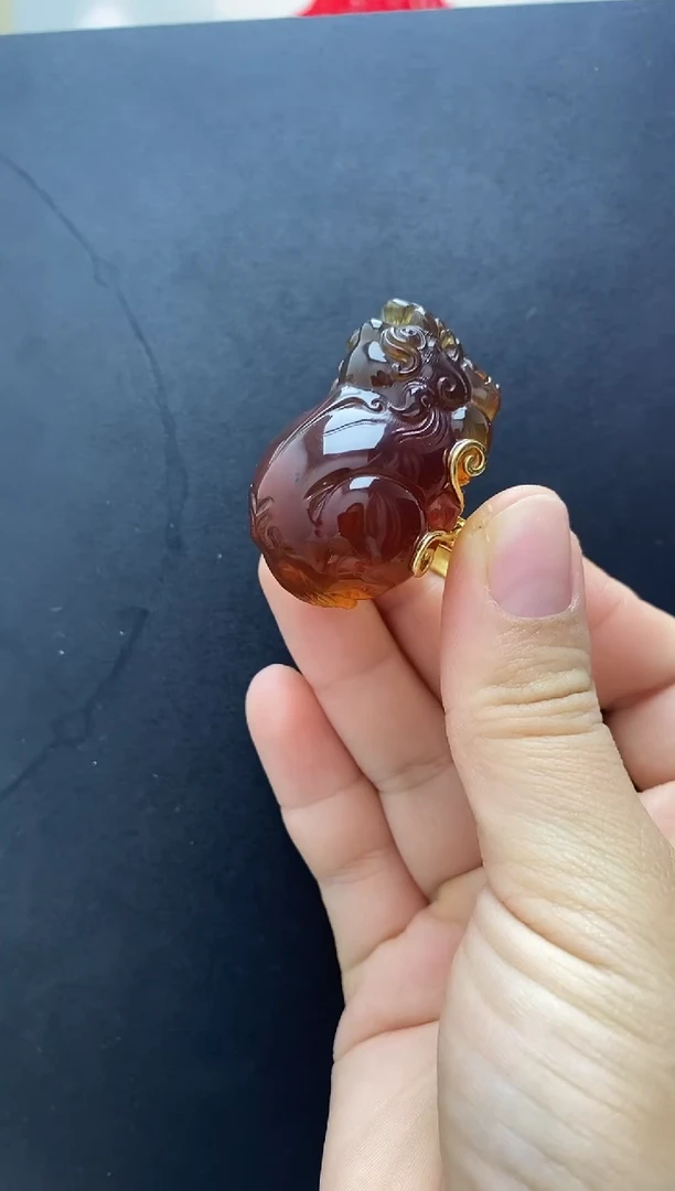 裸石琥珀未镶嵌戒指