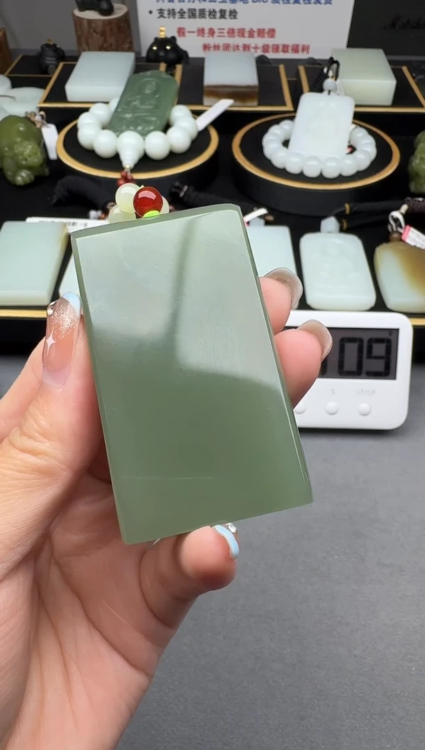 颈饰未镶嵌和田玉3