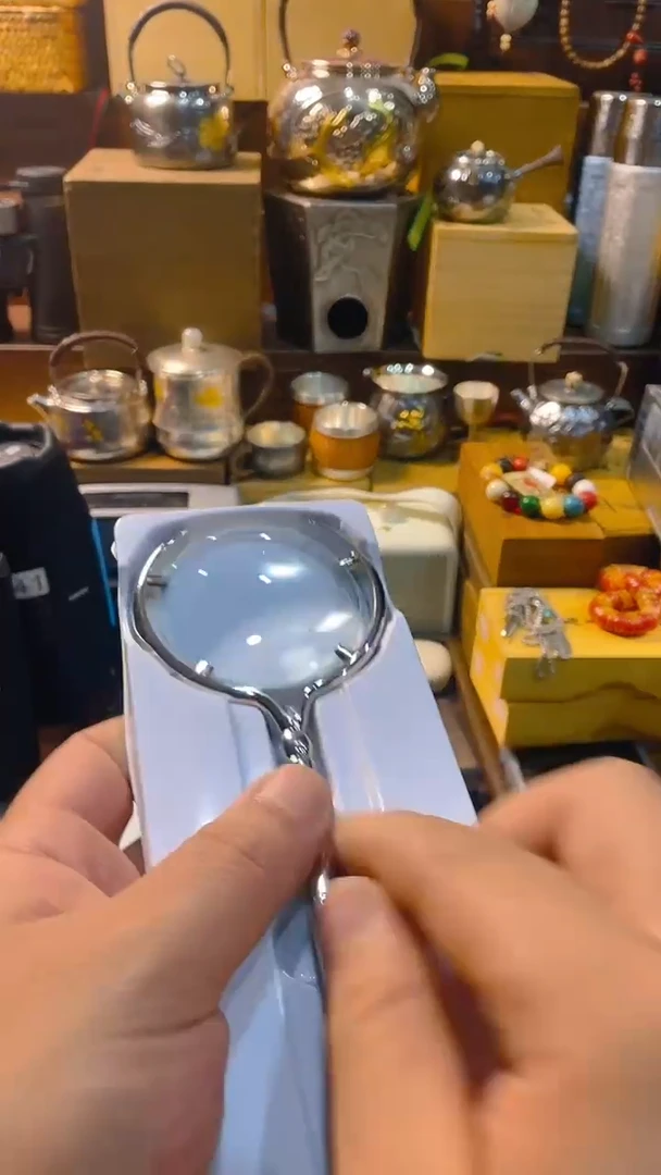 瓷片闪购商品 如图所示