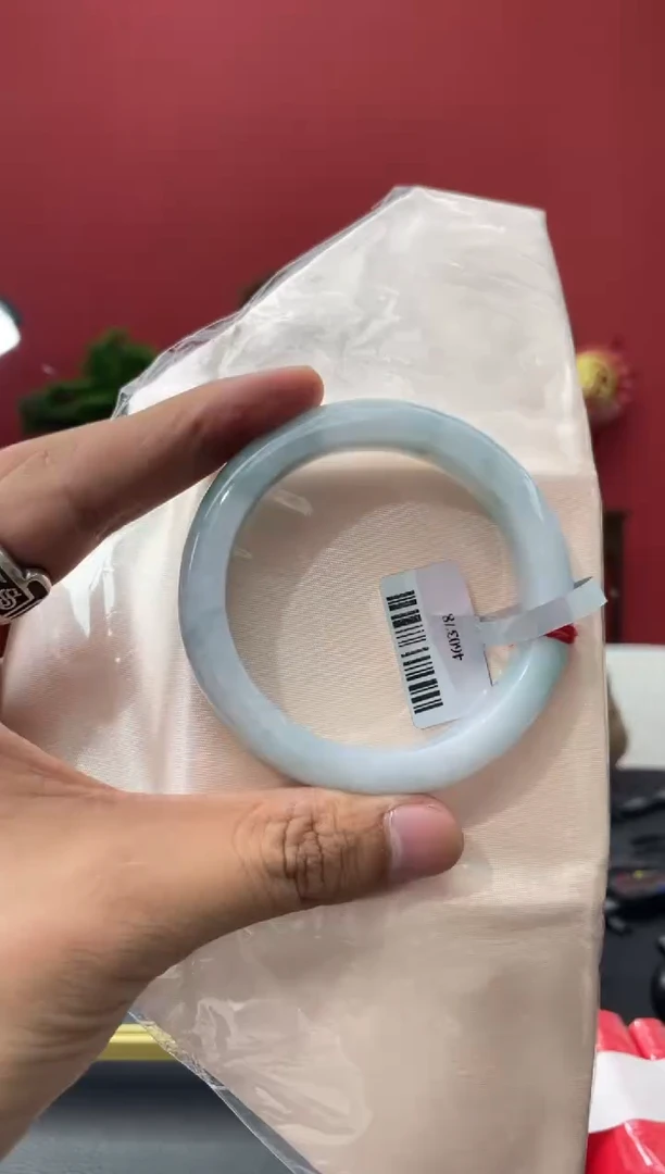 未镶嵌手镯翡翠8