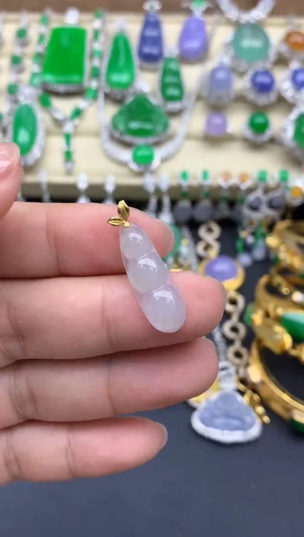 翡翠18K金镶嵌颈饰169-春日珠宝