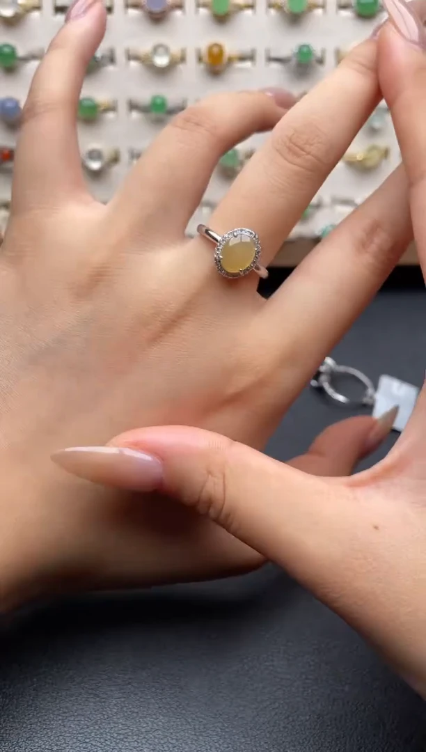 银S925镶嵌戒指翡翠一物一证一礼盒