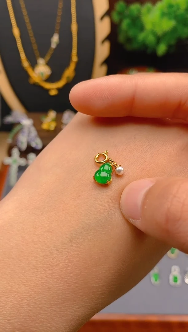 【闪购商品】翡翠吊坠(不含链)银S925镶嵌葫芦万能扣