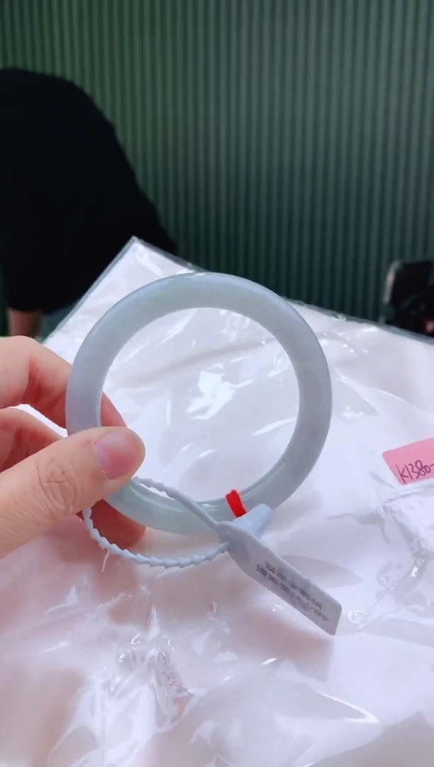 未镶嵌手镯翡翠56