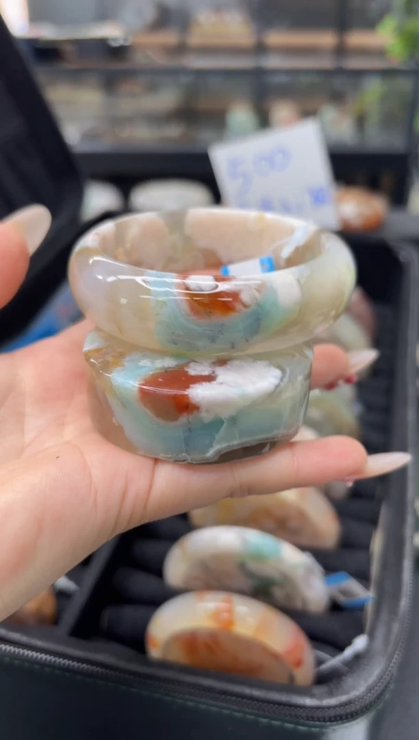 未镶嵌手镯石英质玉C62(57圈赠送镯心)