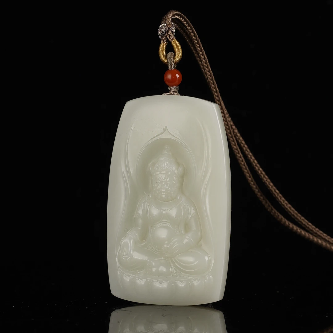 XW11318二十世纪和田玉菩萨吊牌