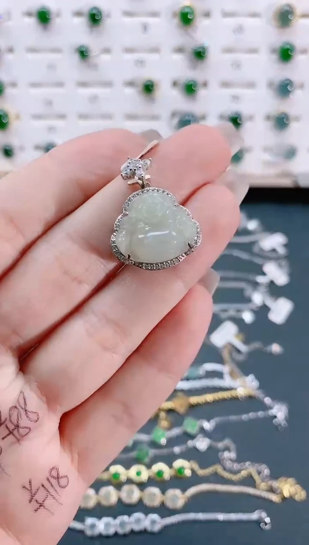 【闪购商品】翡翠颈饰银S925镶嵌天然翡翠