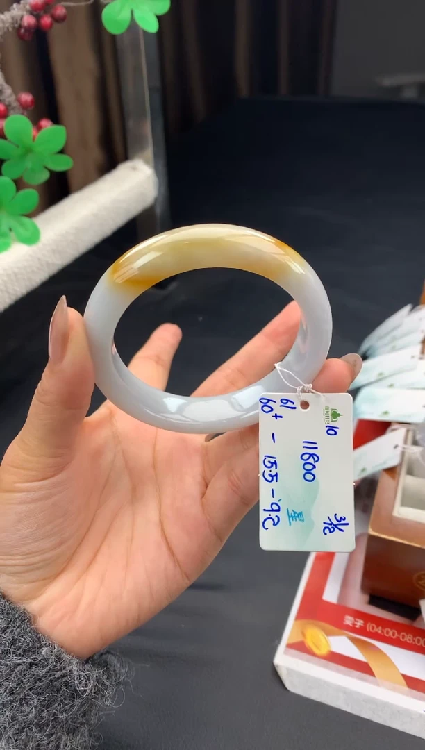 未镶嵌手镯翡翠翡翠自带#送人#，假一赔三