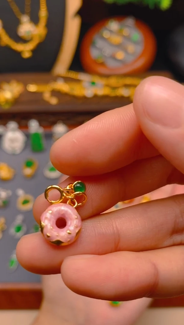 翡翠银S925镶嵌吊坠(不含链)甜甜圈