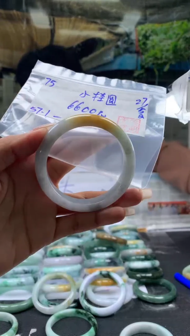 翡翠手镯未镶嵌翡翠手镯 下单联系小耳机#75