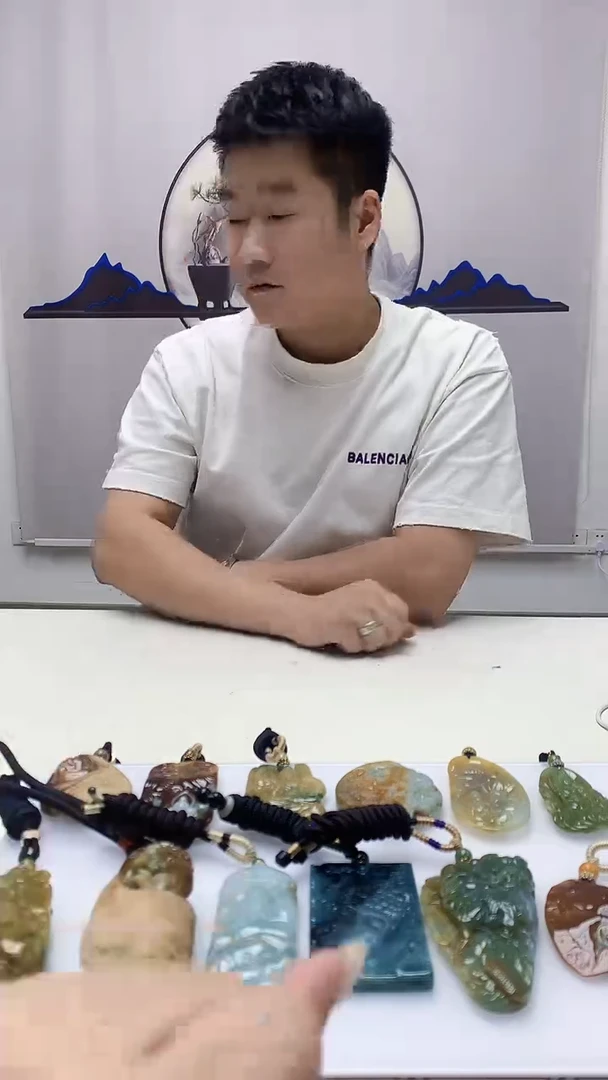 定制翡翠未镶嵌开****q5028ms-毛货