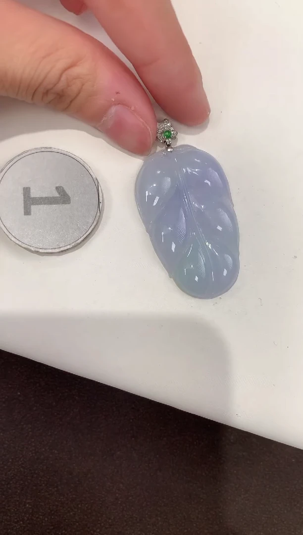 颈饰18K金镶嵌翡翠天然缅甸A货翡翠