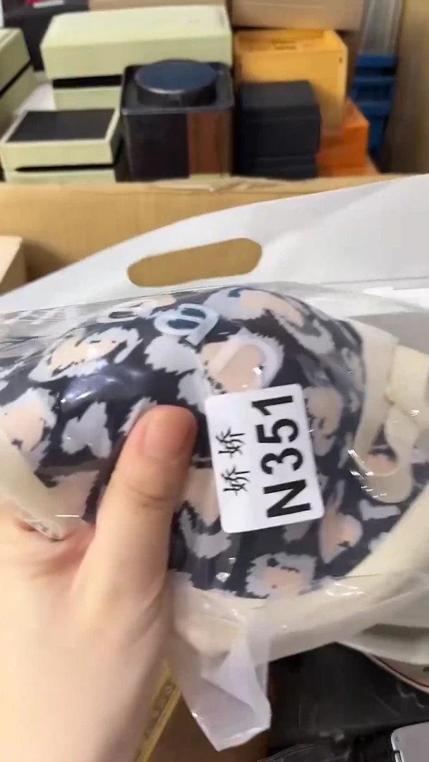 瓷片351++++++++++++胸衣l码