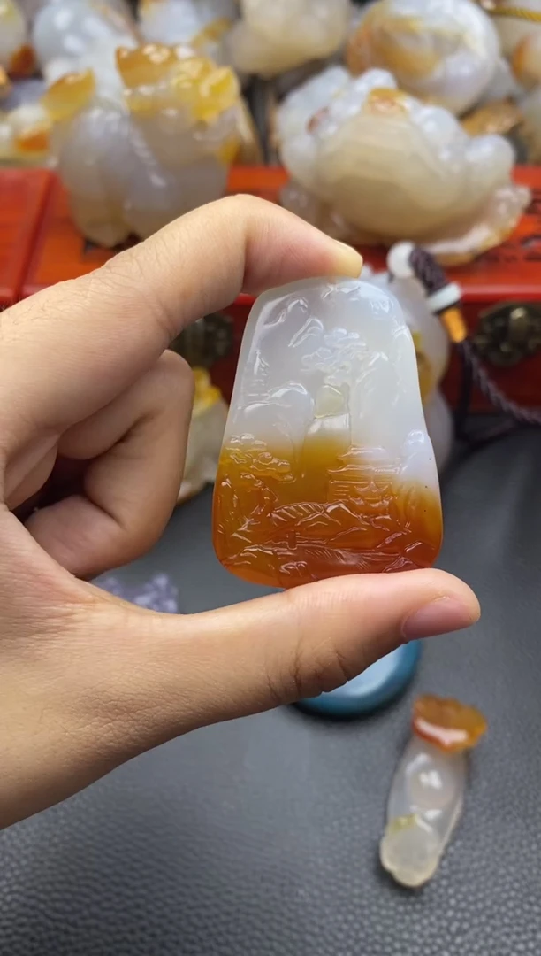玛瑙/玉髓挂件未镶嵌啊**哥00