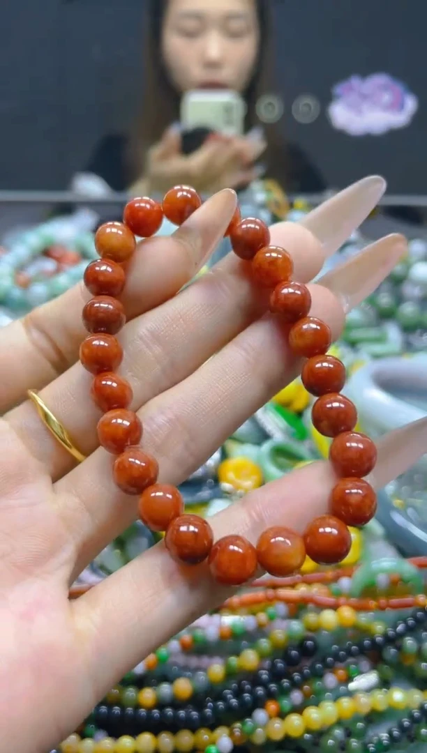 翡翠未镶嵌颈饰8MM/K/翡翠A货，一件也是批发价