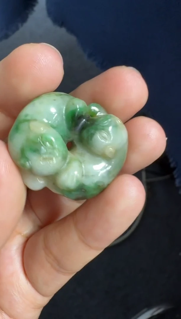 颈饰未镶嵌翡翠1
