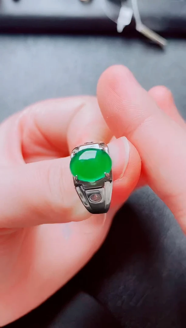 银S925镶嵌戒指翡翠1