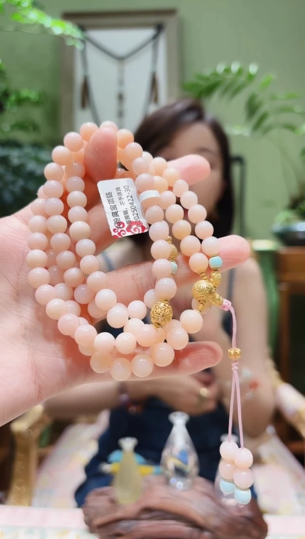 欧泊18K金镶嵌项链粉澳宝项链A0422-30