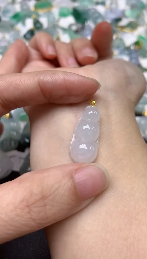 颈饰18K金镶嵌翡翠天然缅甸A货翡翠