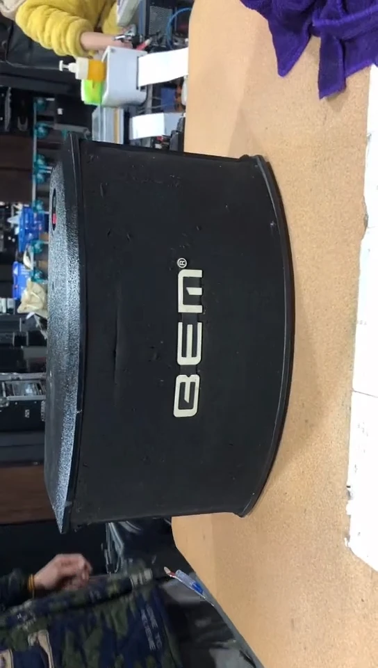 8新BEM小卡包一个，需维修