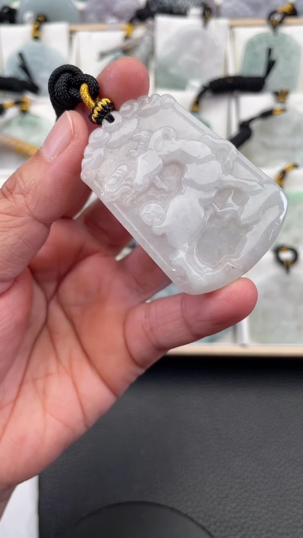 颈饰未镶嵌翡翠～**～天然缅甸翡翠A货185