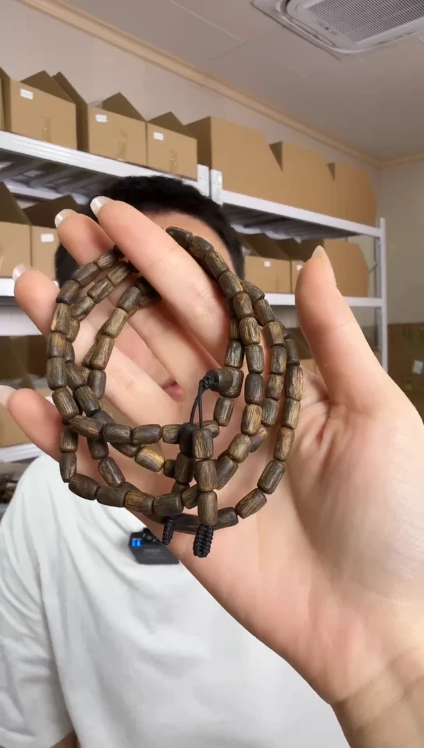 沉香手串海南沉香母树级随形手串多圈 /多样性发其一