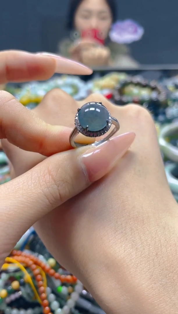 颈饰未镶嵌翡翠/V/翡翠A货，一件也是批发价