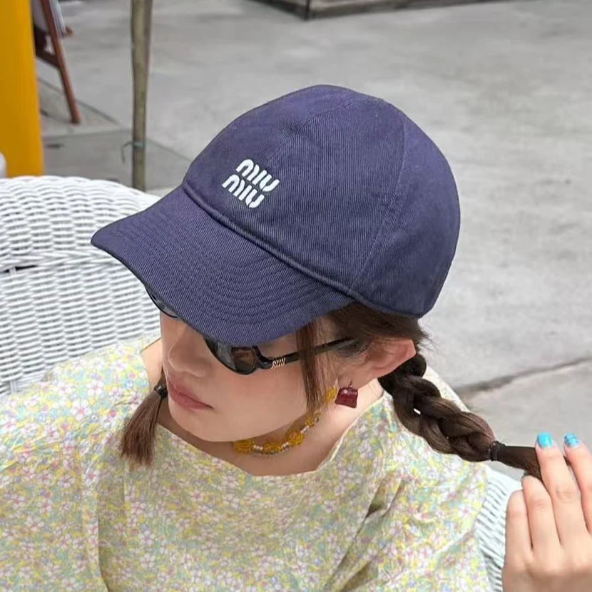 未使用 MIU MIU/缪缪 刺绣Logo鸭舌帽