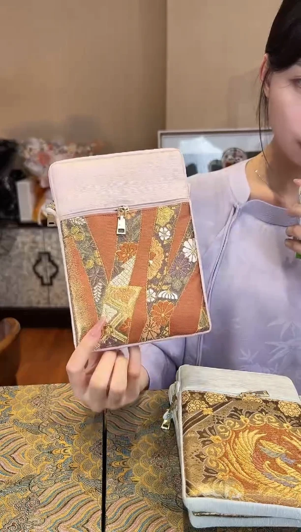 刺绣粉色瞎盒 老绣老料钱包卡包