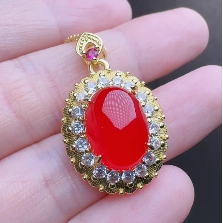 ST7430【福嘟嘟】沁血牛黄宝红玛瑙蛋面吊坠-配绳-送礼佳品