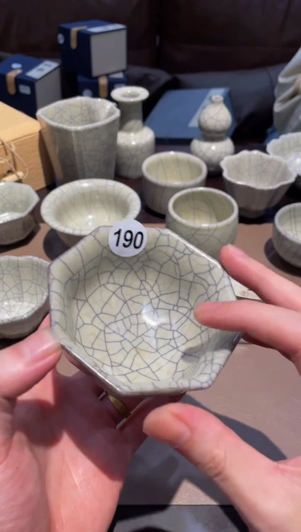 190窑承复古哥窑八方杯