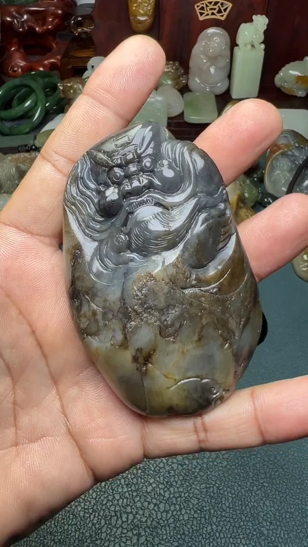 未镶嵌和田玉把件-