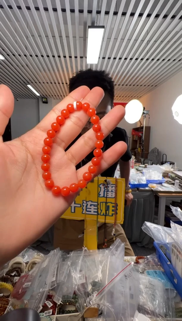 未镶嵌手串南红玛瑙保山冰红南红玛瑙圆珠约7-8mm单圈手串