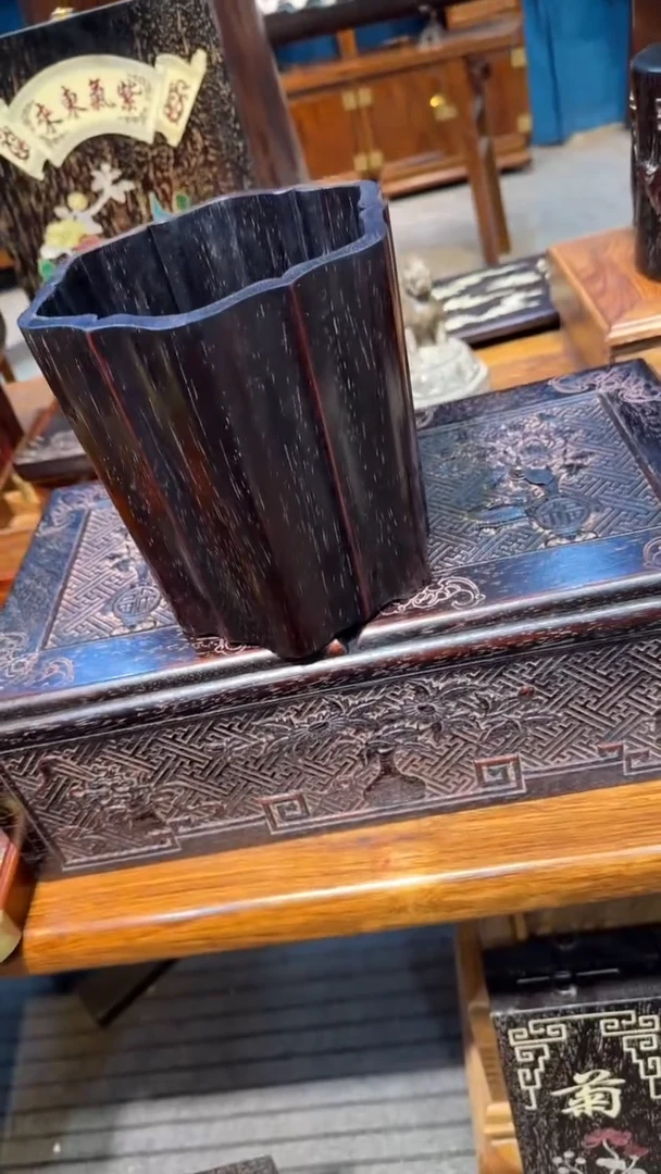 木紫檀六边形笔筒邵氏紫檀木艺