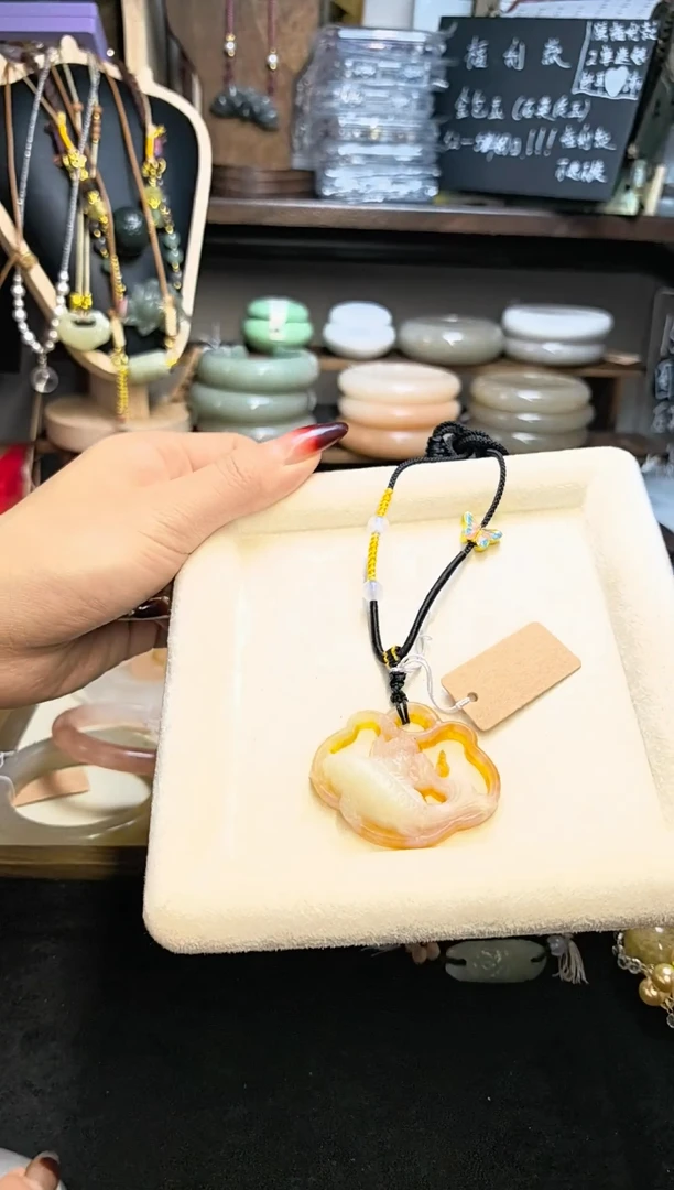 未镶嵌手链石英质玉年年有余