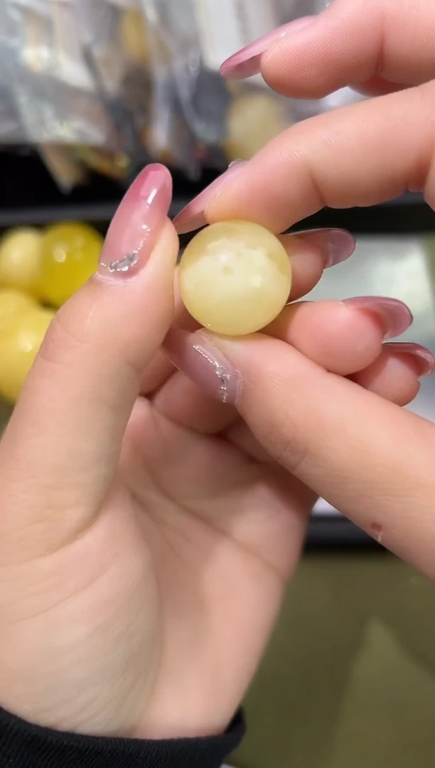 裸石琥珀未镶嵌天然琥珀蜜蜡圆珠