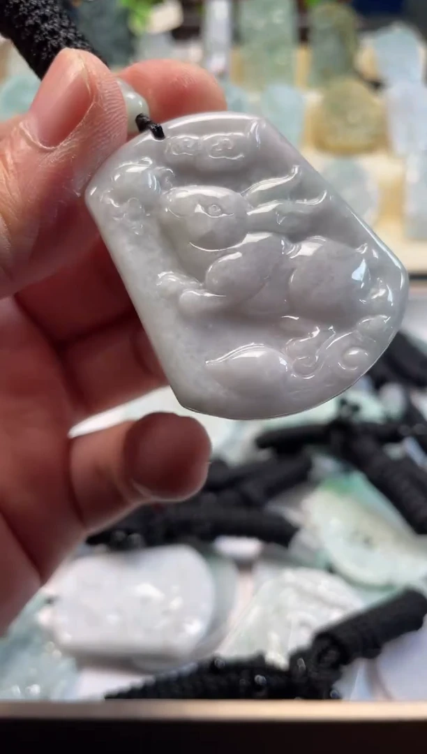 颈饰未镶嵌翡翠12/16/059