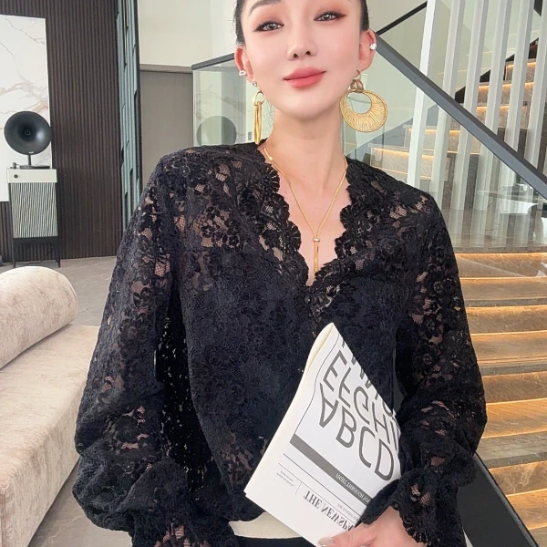 【宝姐家/蕾丝打底】秋冬新款喇叭袖蕾丝打底气质女人通勤