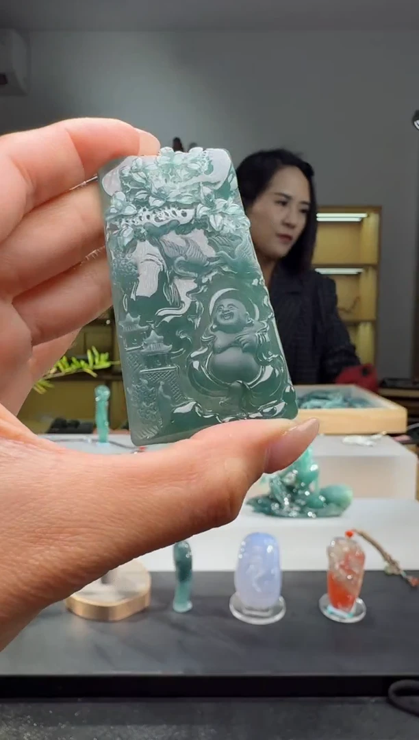 吊坠(赠链)未镶嵌翡翠佛（多样性发其一）