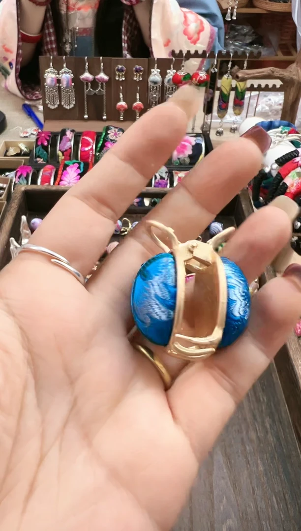 【闪购商品】织绣民族风老绣饰品307