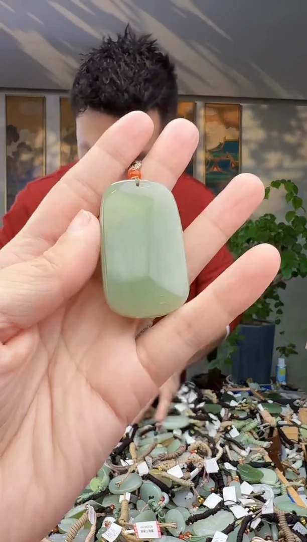 未镶嵌和田玉挂件拍一发一