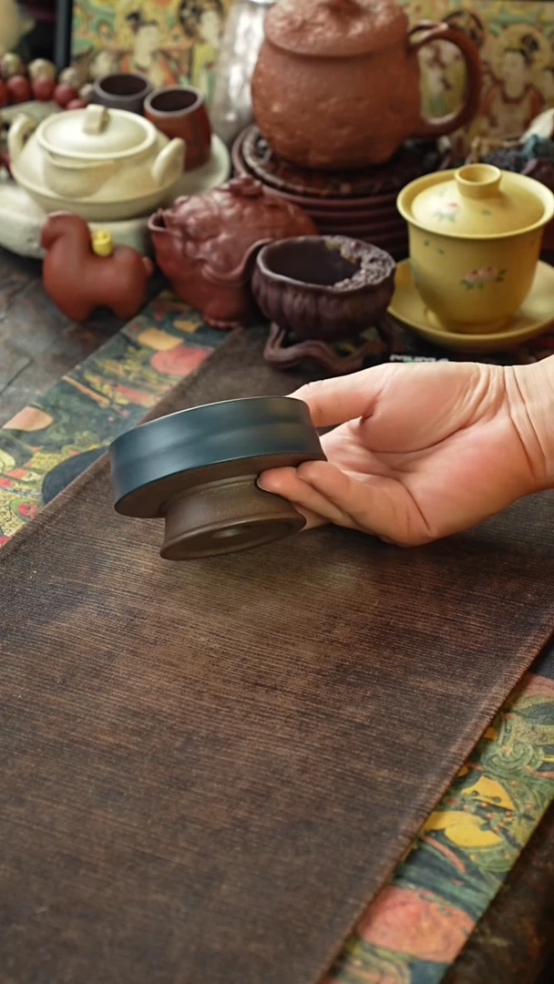 青段粉绿泥光素双层底紫砂杯