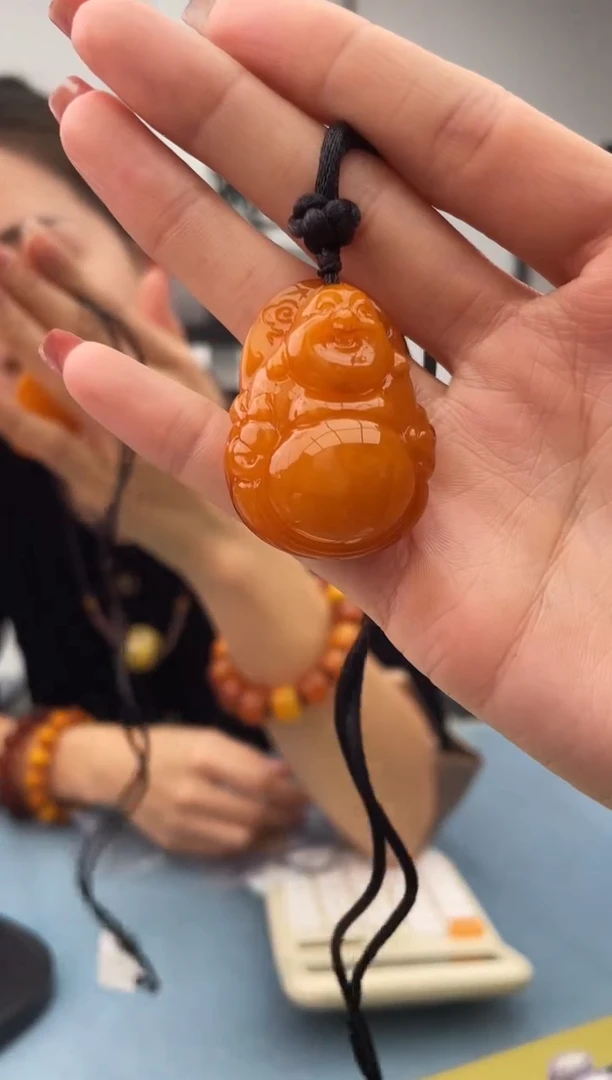 【闪购商品】琥珀珠宝奇石未镶嵌微瑕配绳，假一罚十0