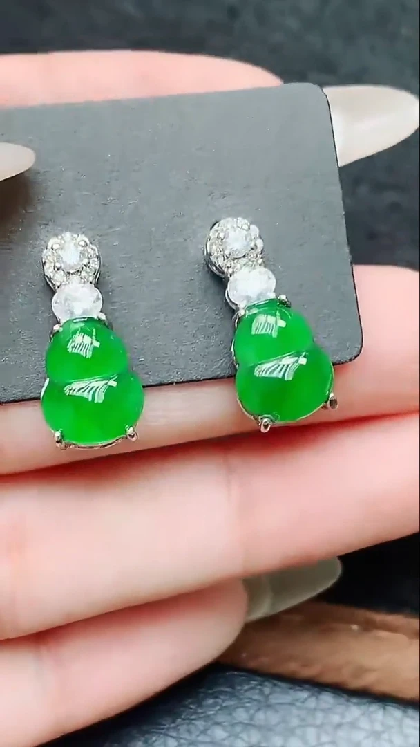 未镶嵌挂件翡翠天然翡翠