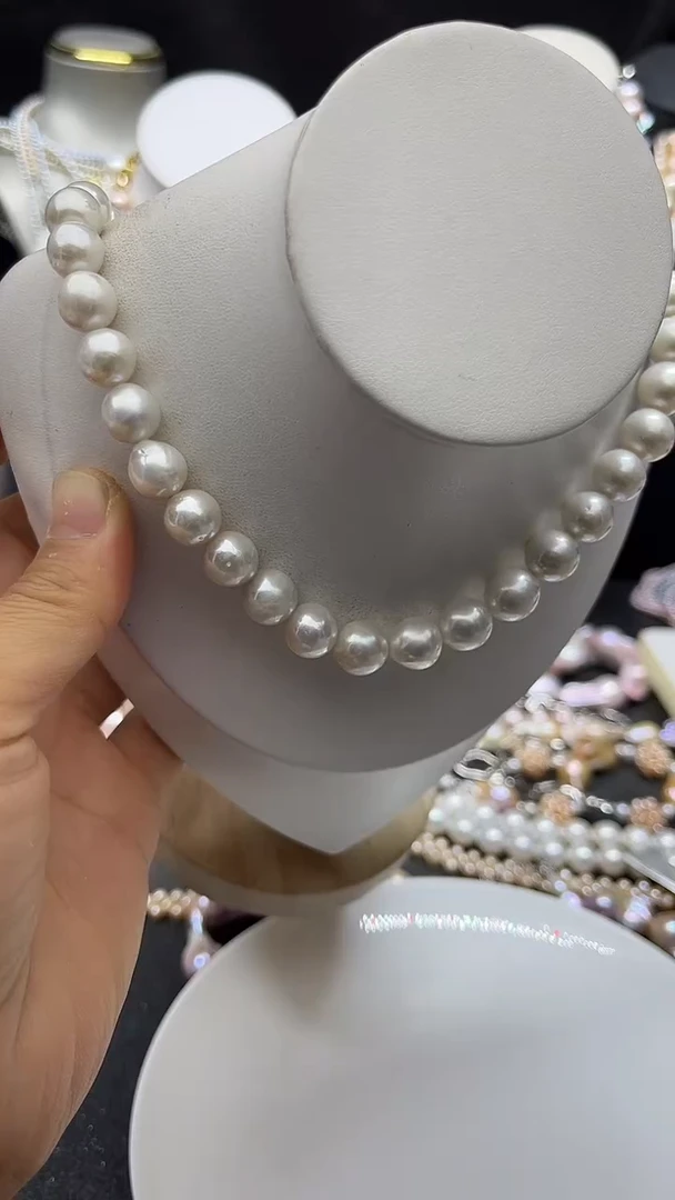 颈饰未镶嵌淡水珍珠多人
