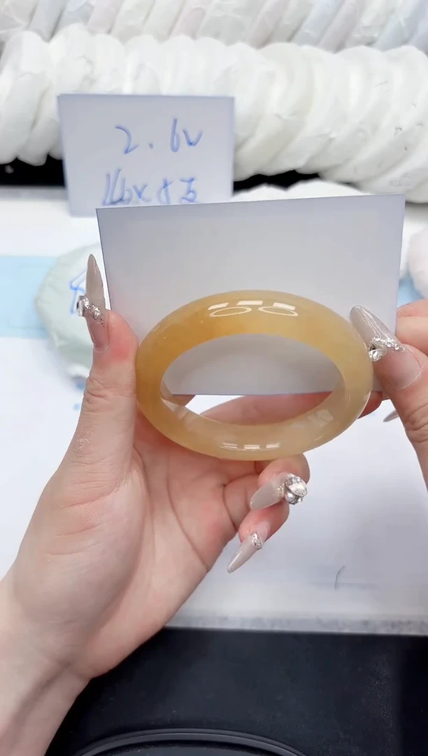 石英质玉手镯未镶嵌270-53