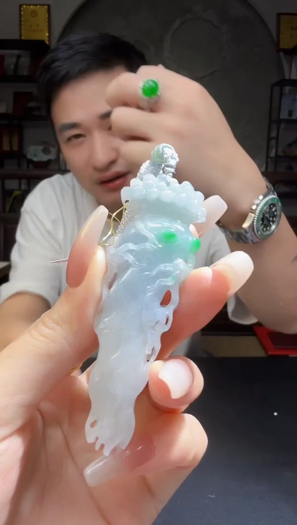 翡翠未镶嵌吊坠(不含链)g19