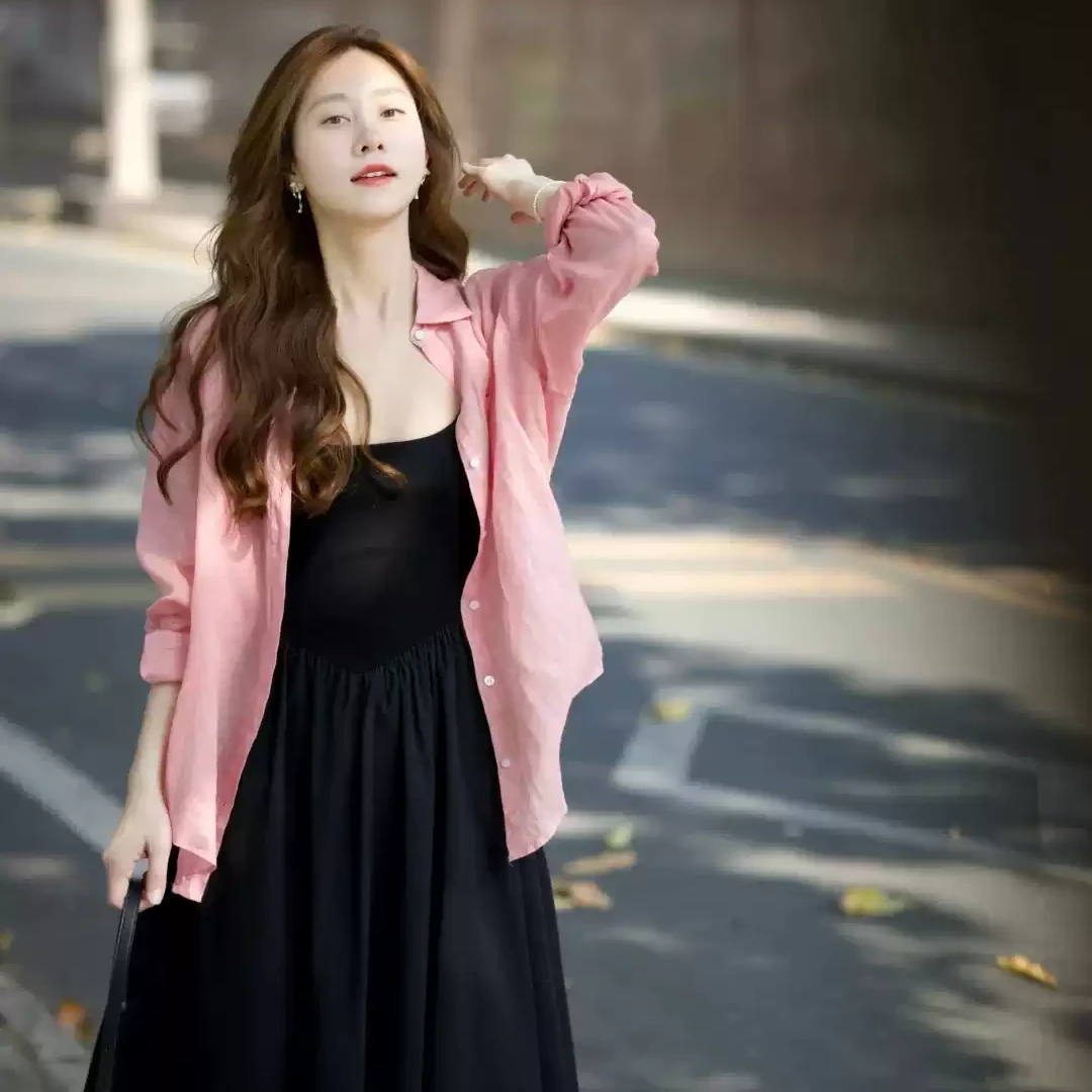 2025夏季新款百搭法式气质海边度假高级感衬衫黑色吊带连衣裙套装