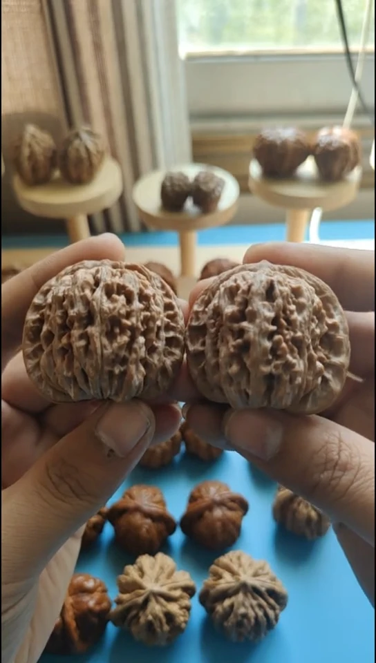 把件文玩核桃画***头A105四座楼